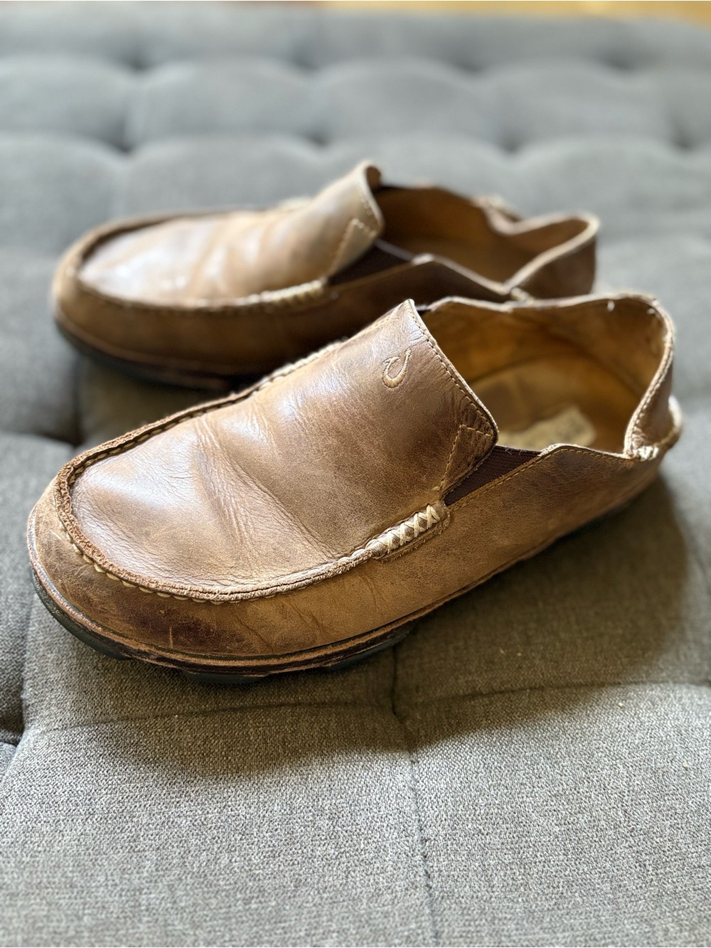 Olukai Moloa Men's Casual Slip-On Leather Loafers in Brown